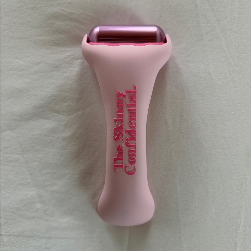 The Skinny Confidential Ice Roller